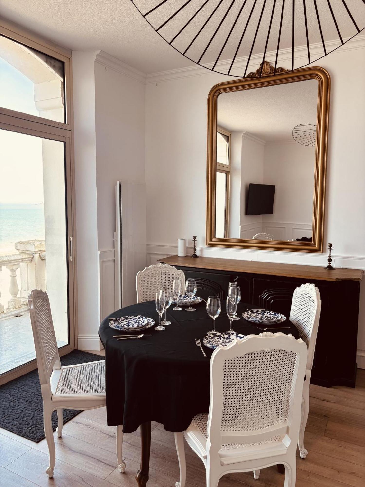 Villa Ker Eole Vue Mer 迪纳尔 外观 照片
